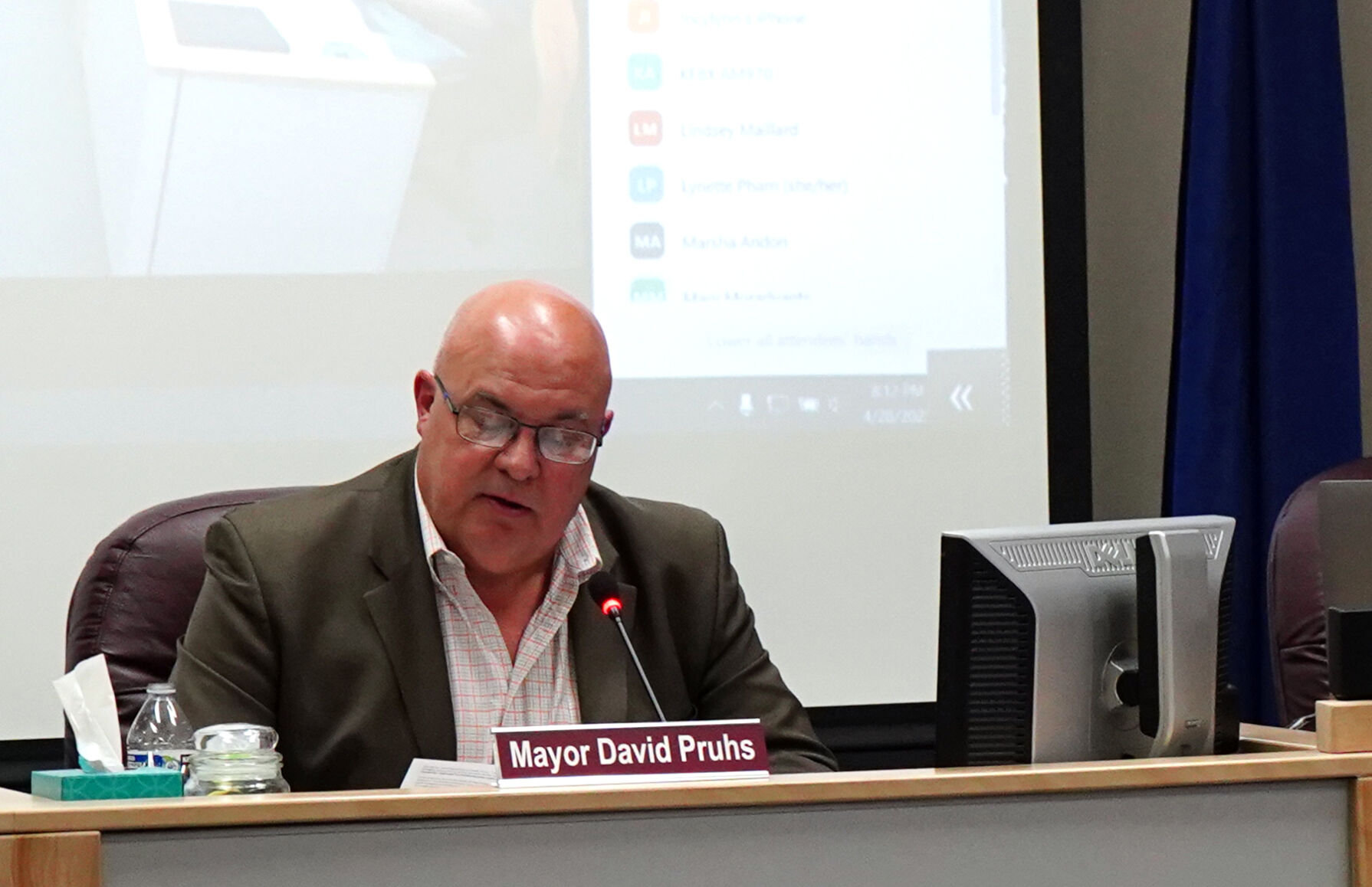 Fairbanks 极速赛车168开奖官网开奖记录 mayor apologizes for Facebook post as Alaska Native leadership calls him out